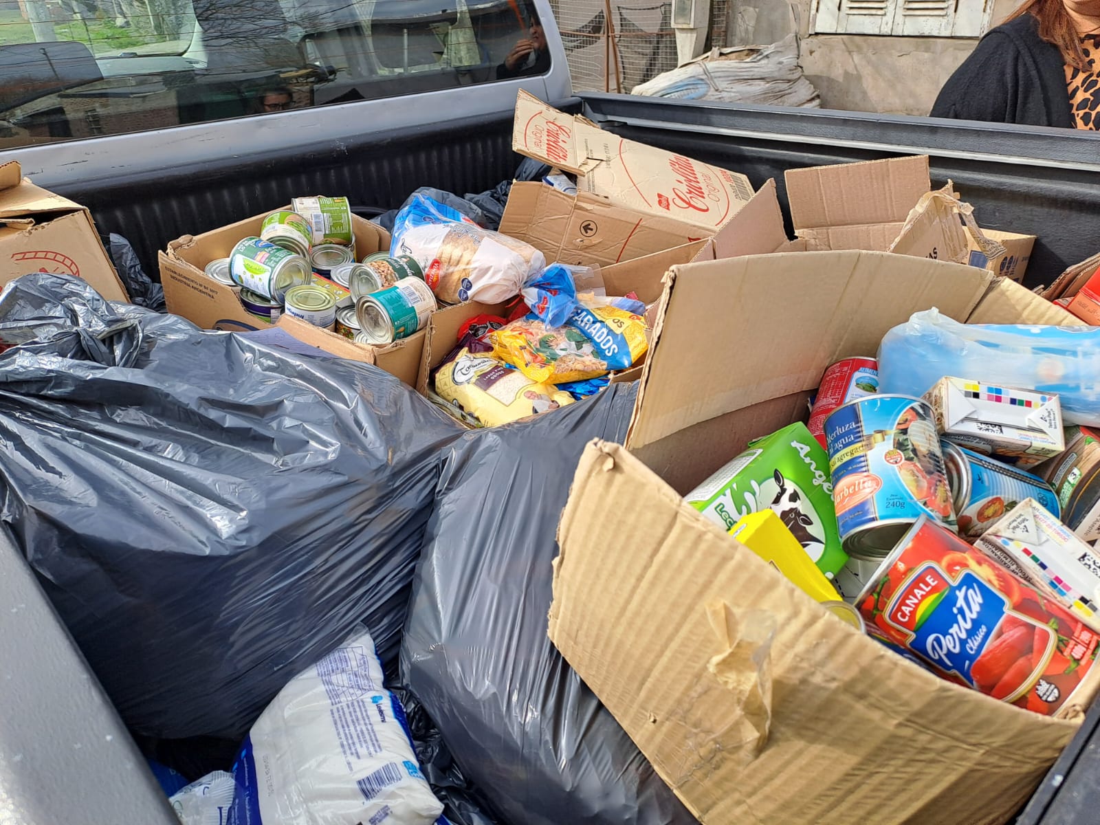 Empleados de Comercio entregó más de 1.500 kilos de alimentos a comedores de la ciudad