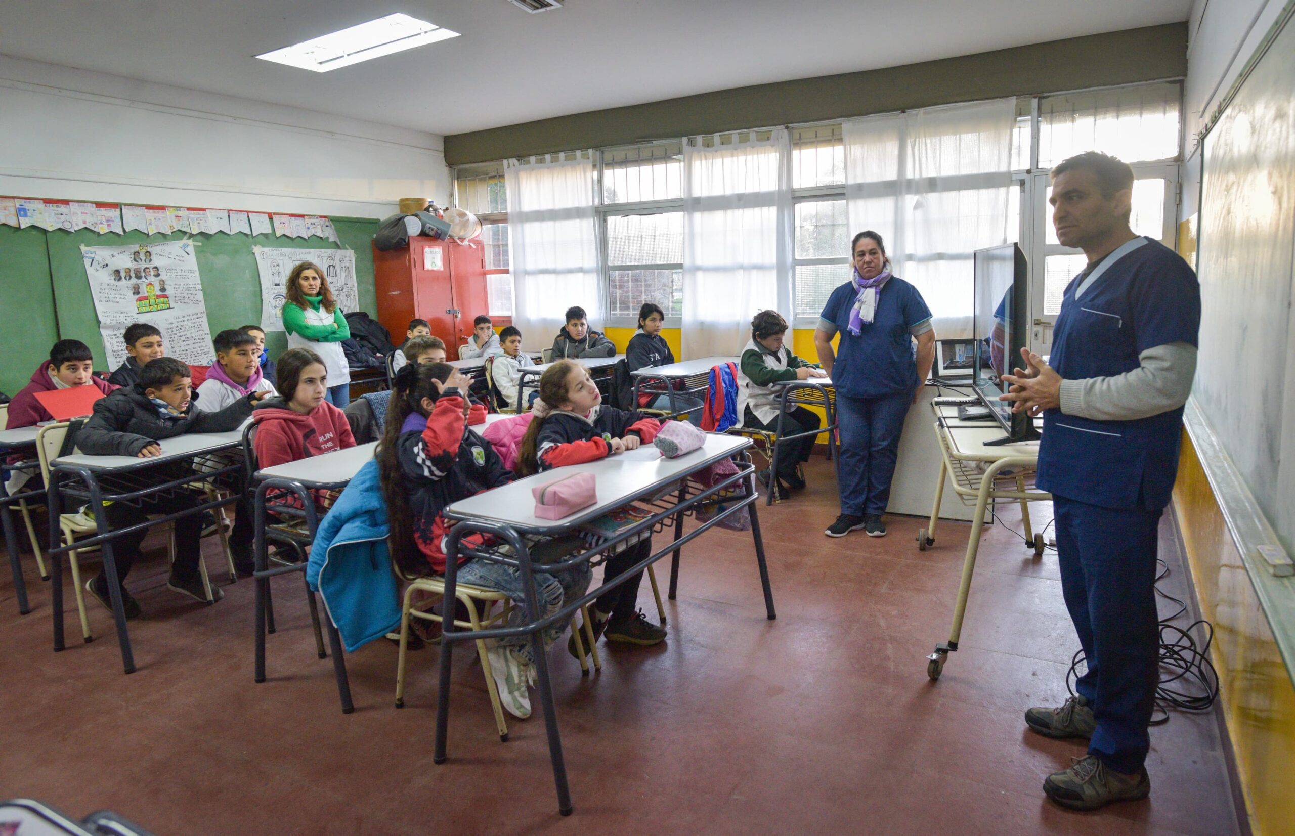 Más de 750 alumnos se capacitaron sobre Dengue y Salud en establecimientos municipales