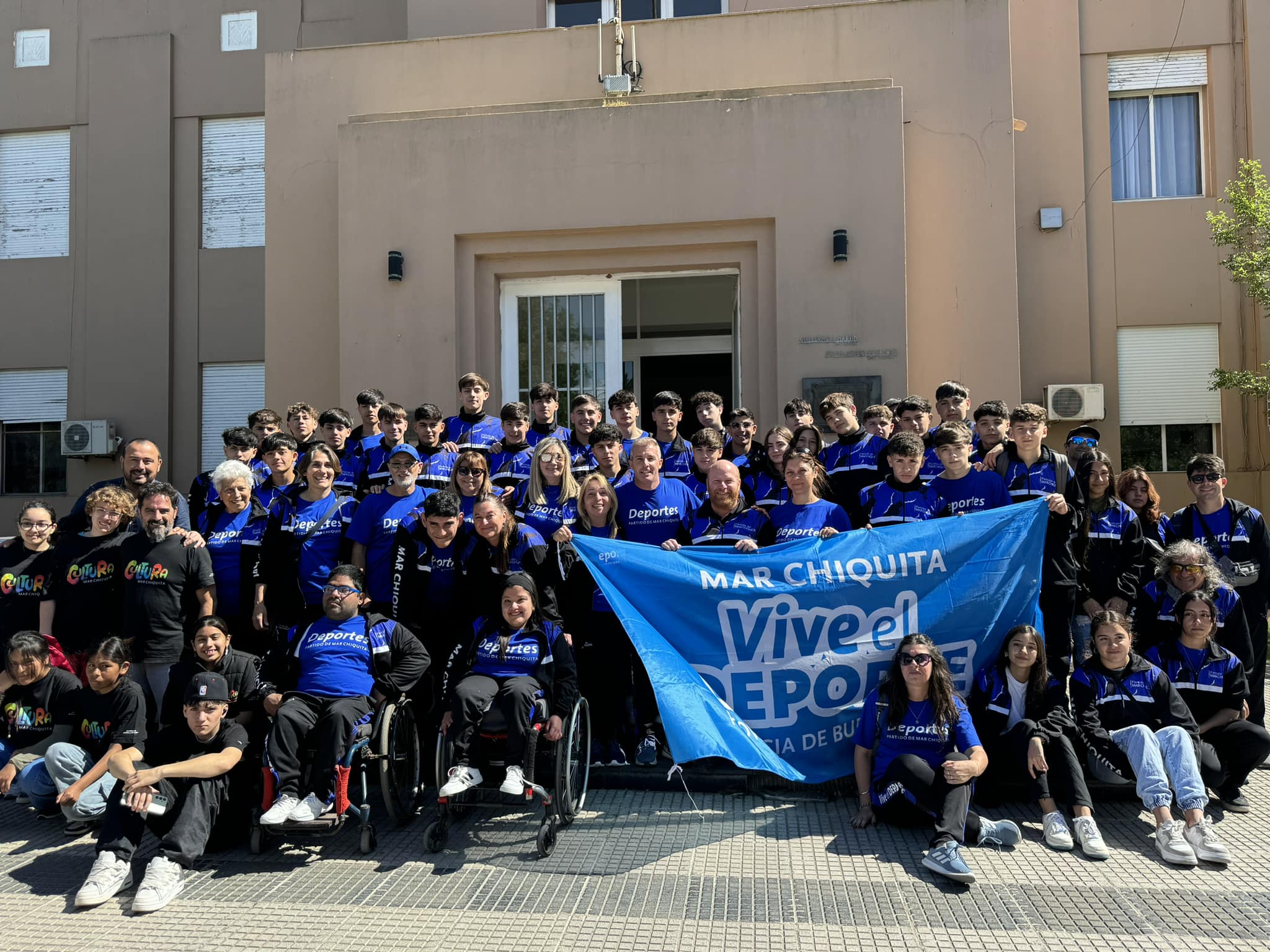 La delegación de Mar Chiquita rumbo a Mar del Plata para las finales de los Juegos Bonaerenses