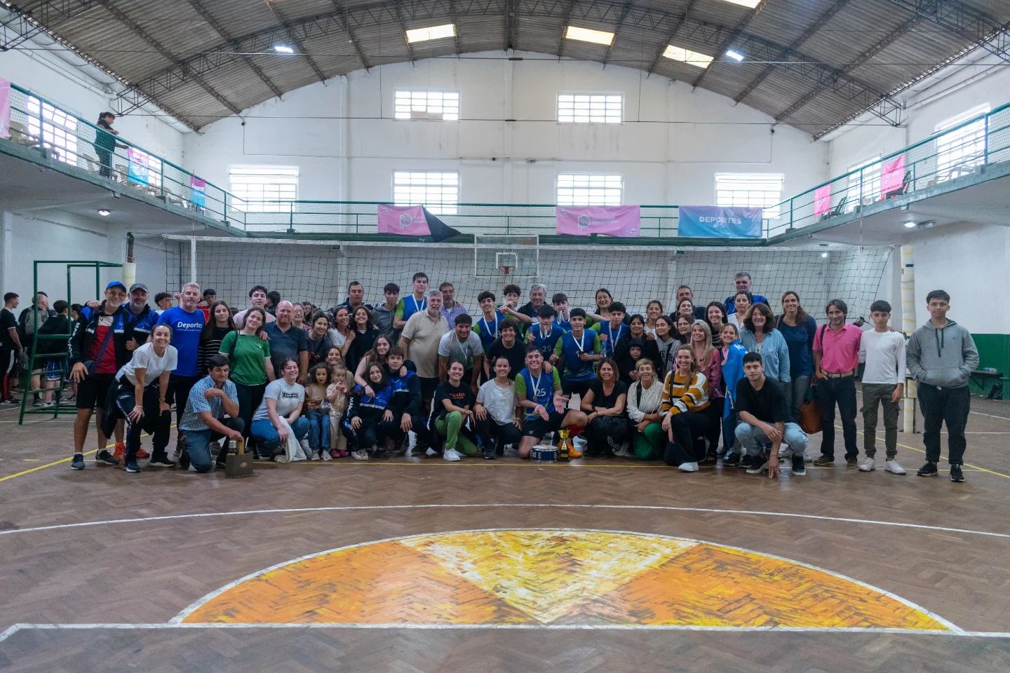 Con oros en vóley y plata en futsal, Mar Chiquita culminó con doce medallas los Juegos Bonaerenses